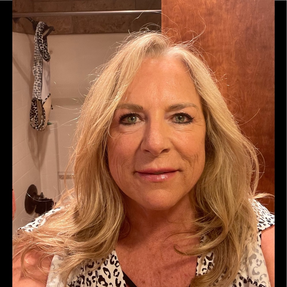 Meet your Posher, Kennie